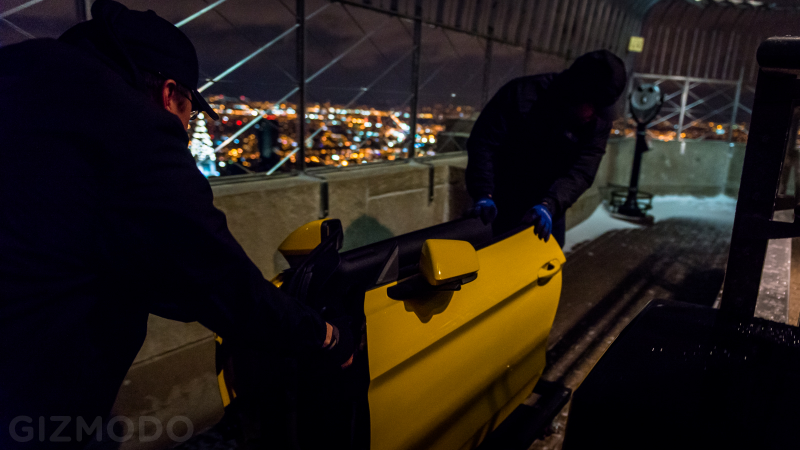 Illustration for article titled Ford Built A Mustang On Top Of The Empire State Building Last Night